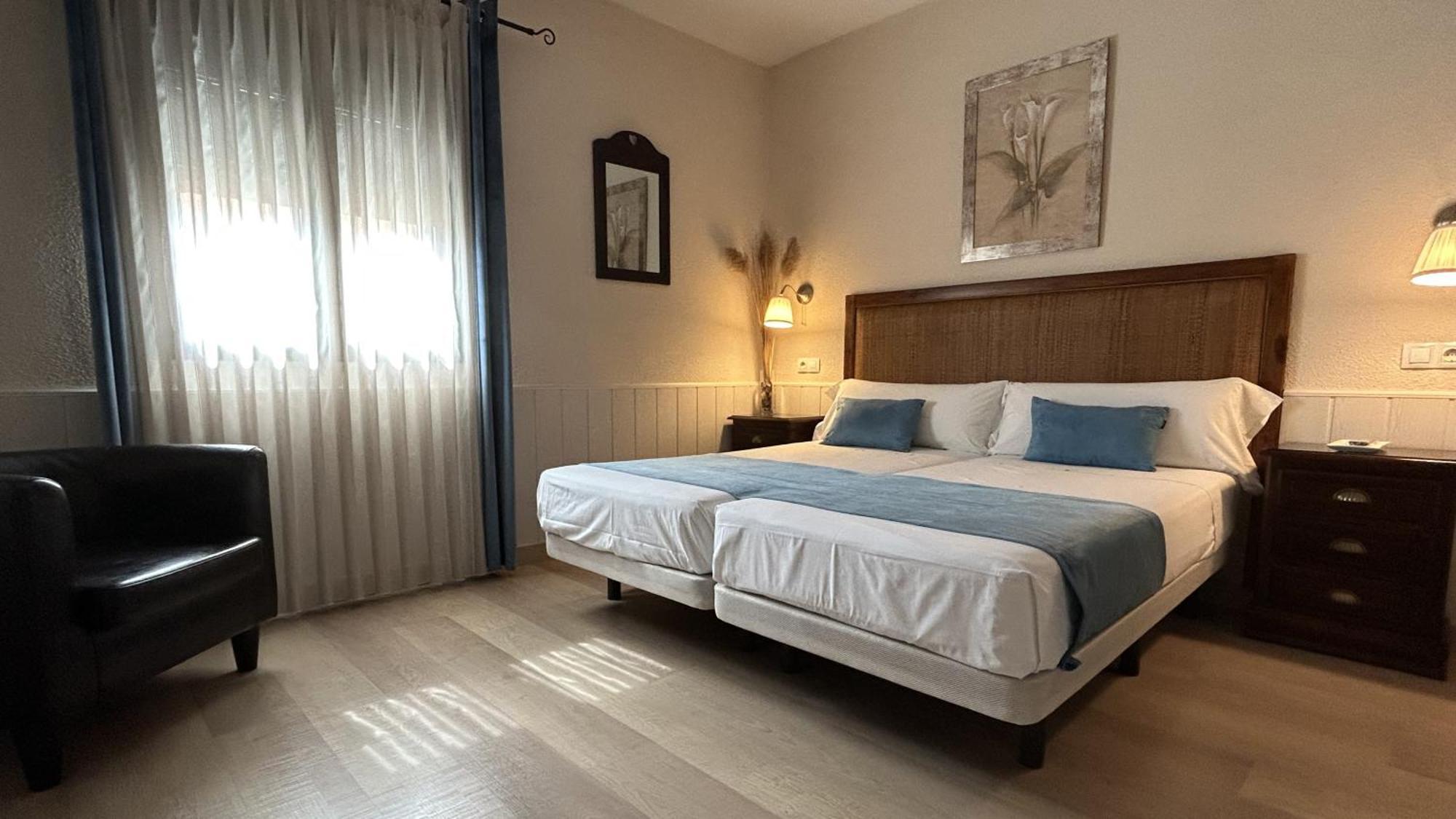 Hostal Rural Moratin Pastrana Exterior foto